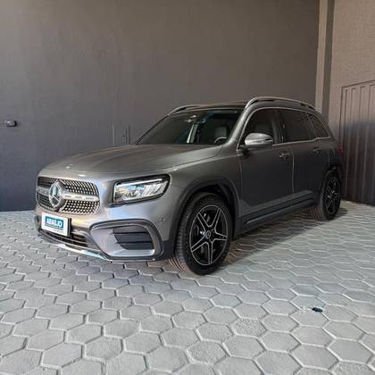 MERCEDES-BENZ GLB 220 2.0 MHEV AMG LINE 4MATIC 8G-DCT MERCEDES-BENZ GLB 220 2.0 MHEV AMG LINE 4MATIC 8G-DCT
